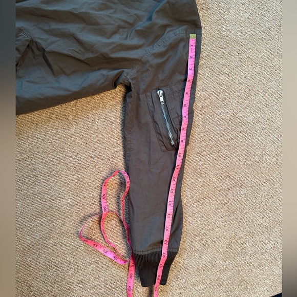 NWOT Vestique Women’s Bomber Jacket size small - Picture 6 of 12